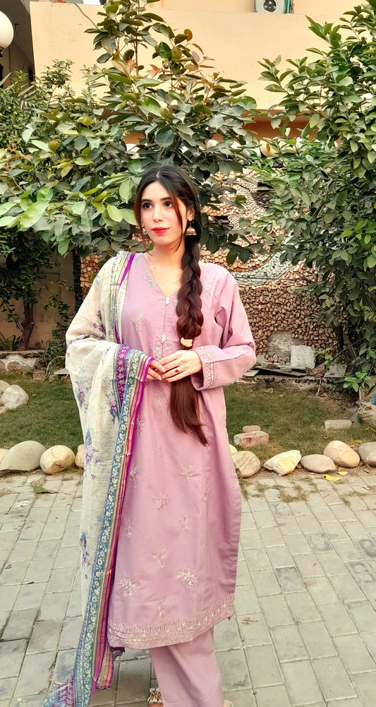 Embroided khaddar Shirt with Lace work