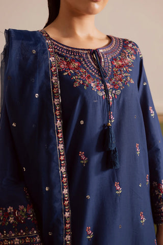 Raisa 3Pc - Embroidered Lawn Pret